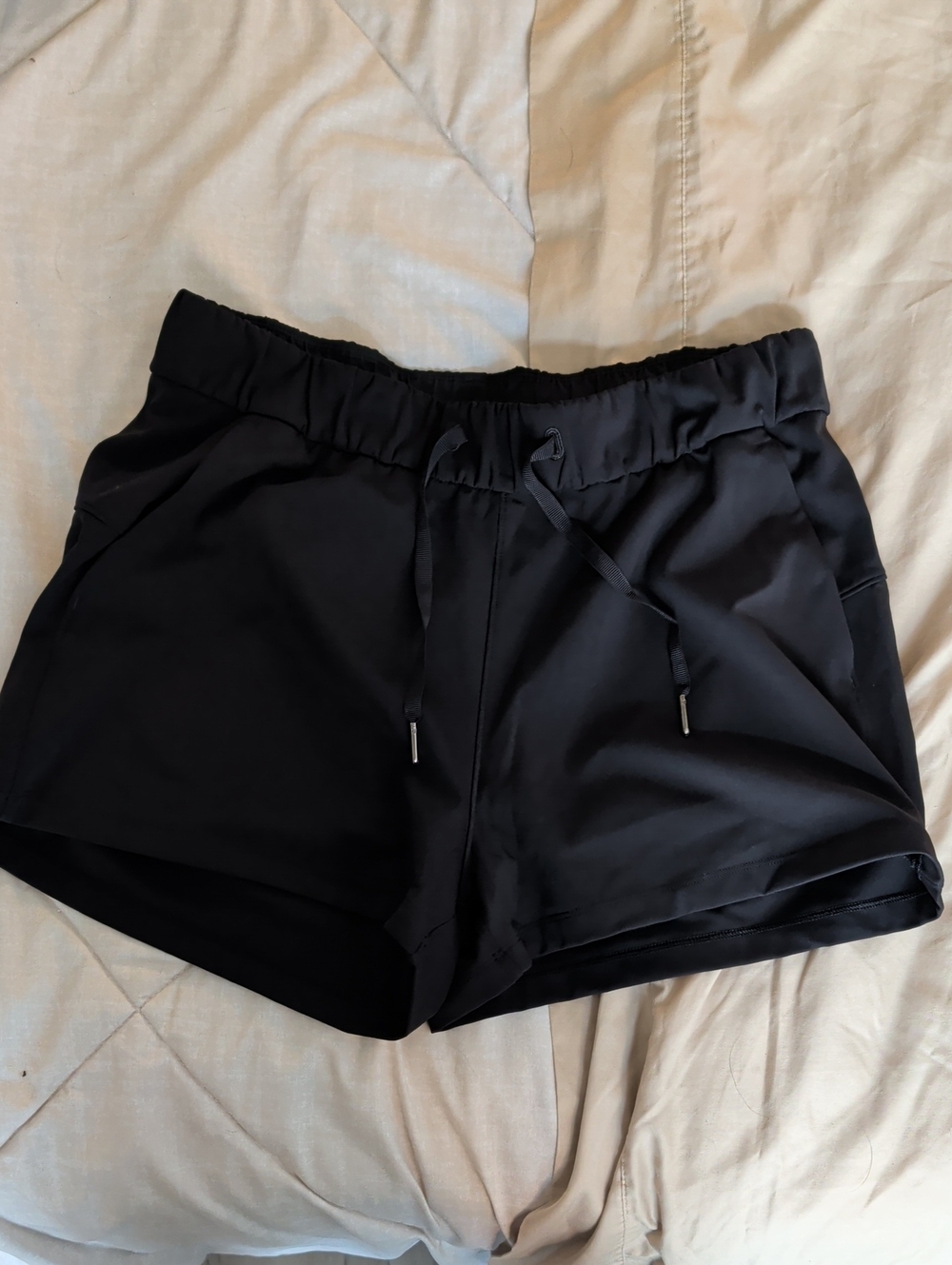 Lululemon On The Fly Black Women's Shorts Size 8